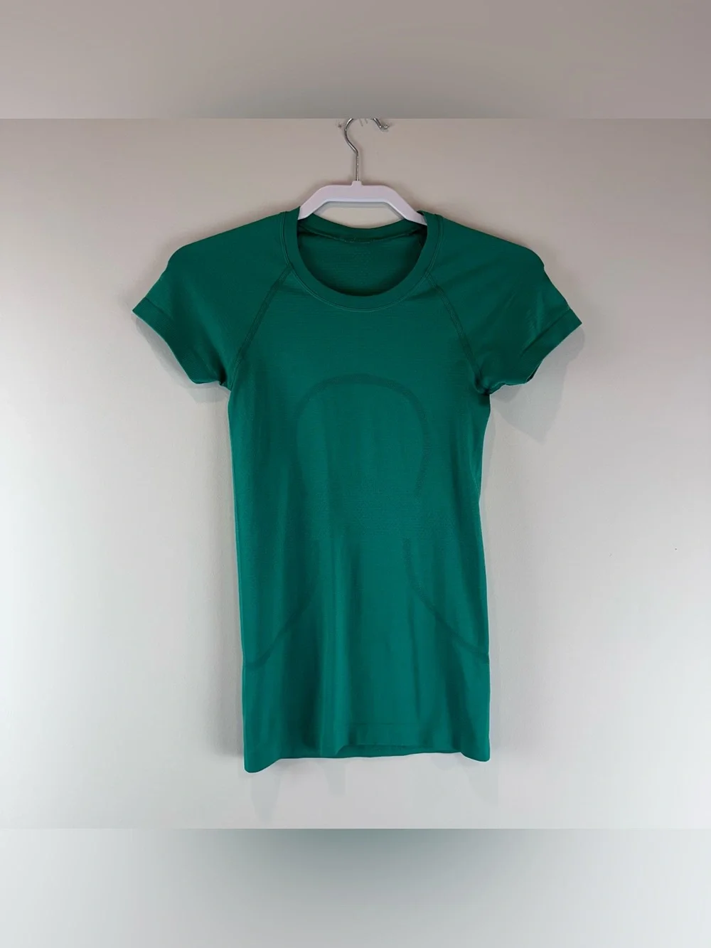 Lululemon Deep Marina Green Athletic Swiftly Tech Short Sleeve 2.0 Shirt Size 2